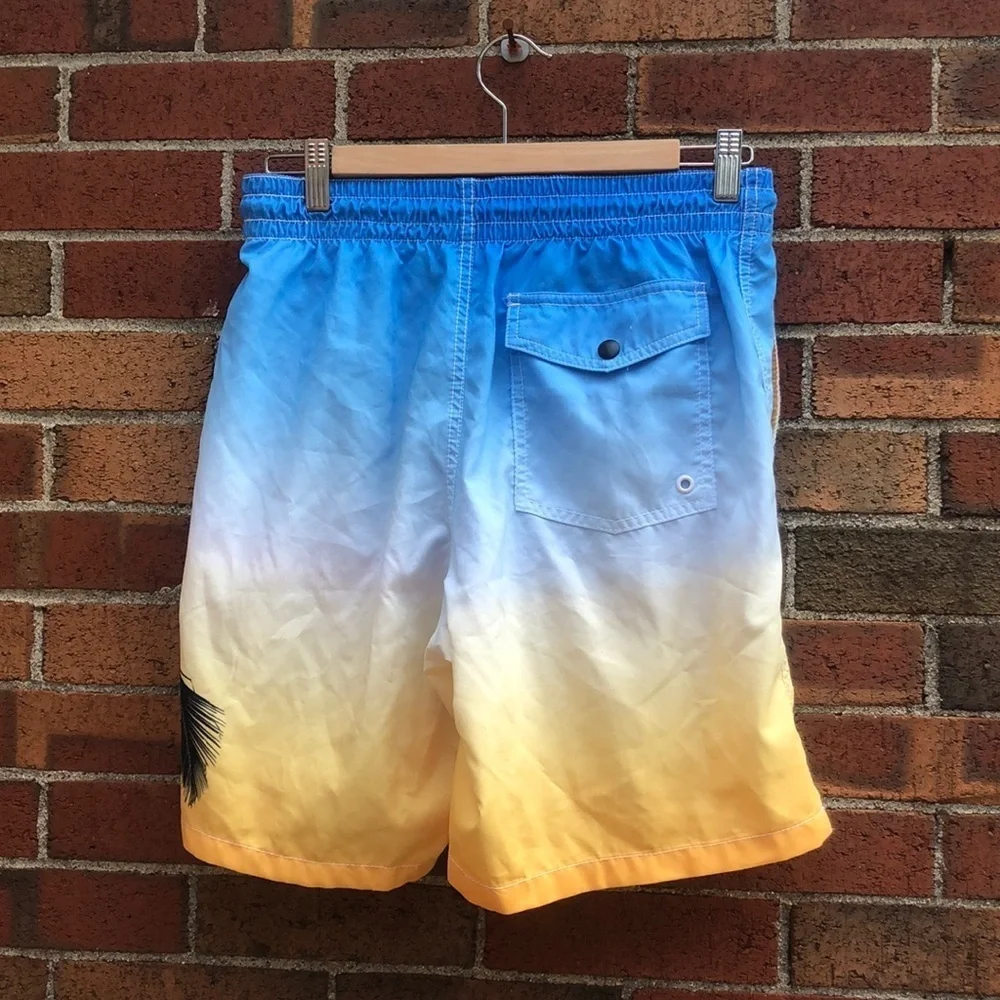 Old navy swim trunks with pockets